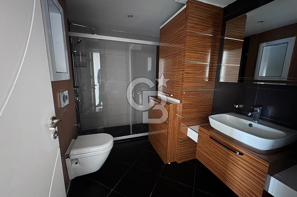 İzmir Karabağlar Site İçinde Kiralık Geniş 3+1 Daire
