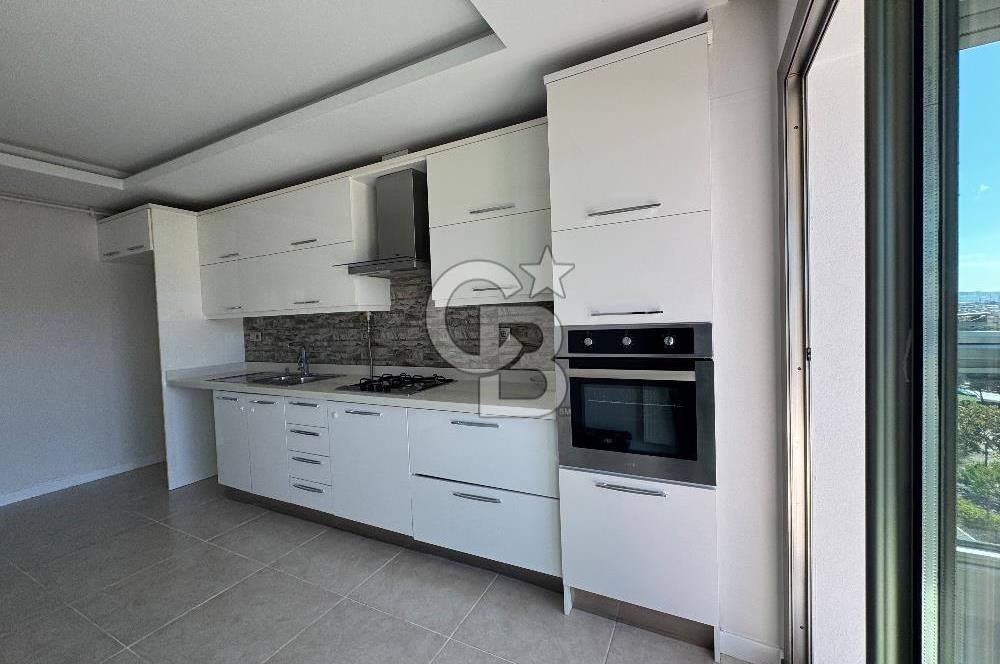 İzmir Karabağlar Site İçinde Kiralık Geniş 3+1 Daire