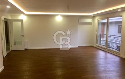Bakırköy Vezüv Konaklarında Çift Girişli Dubleks Daire 4+1