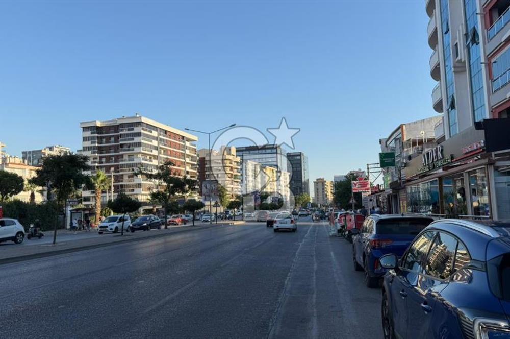 Yeni Girne'de Cadde Üzeri Aktif Devren Kiralık Restoran