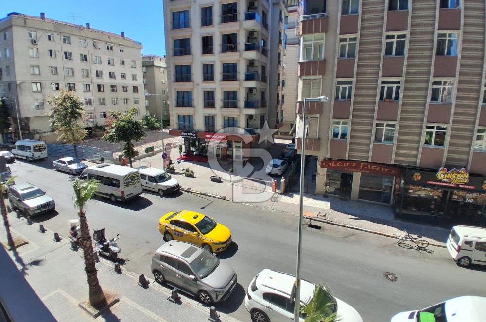 Küçükçekmece Fatih Mah Kırımlı Cadde sıfır satılık 3+1 daire