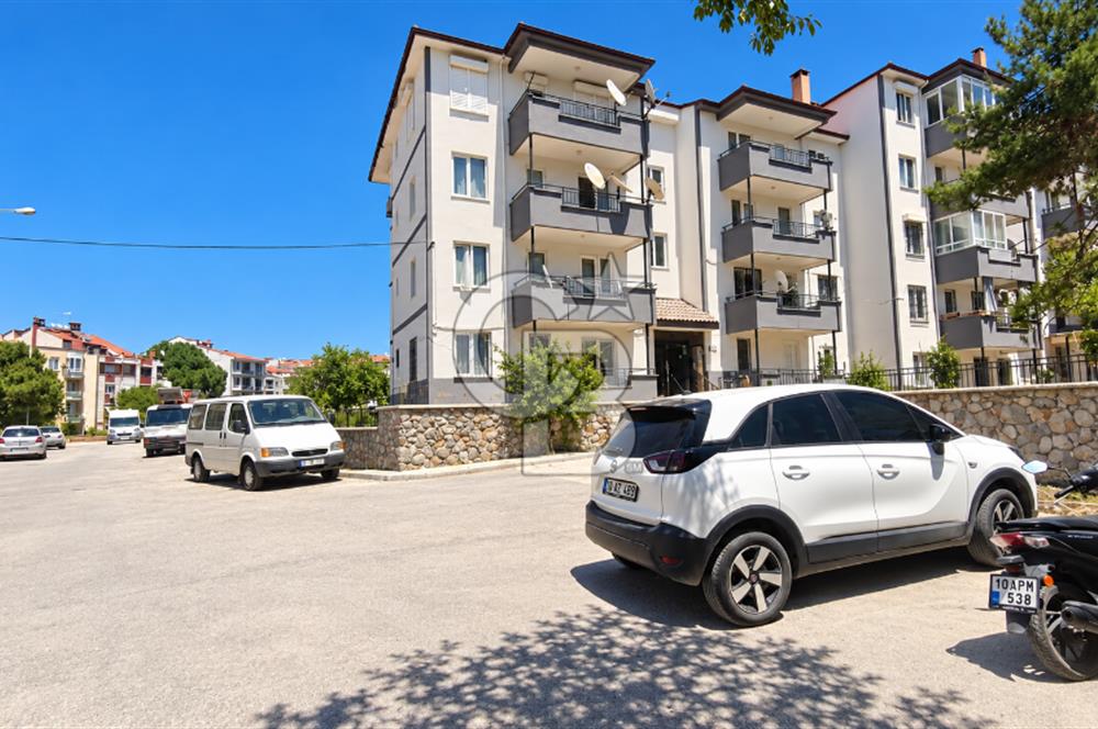 Ayvalık 150 Evler Mahallesi Satılık 3+1 Daire 