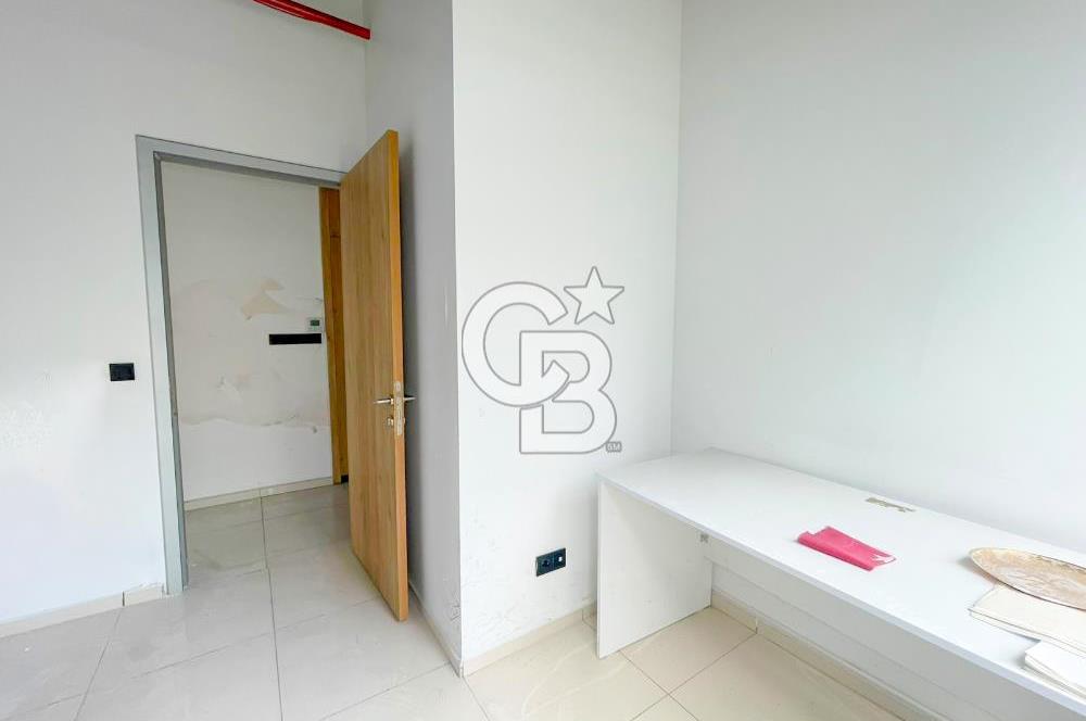 Kartal Soğanlık Orta Mah. İzpark 'ta Kiralık İşyeri Köşe Dükkan