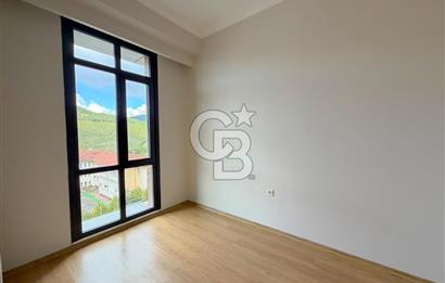 Maltepe Fuaye Nish Yanında Kiralık 3+1 Boş Daire Tria Sitesinde