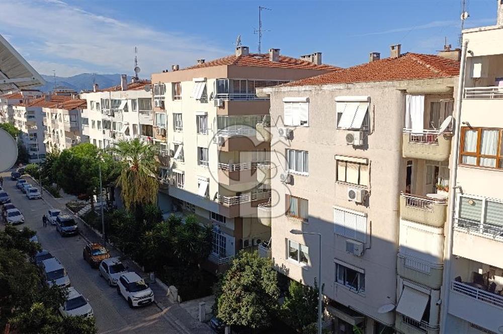 İzmir Bostanlı Nergiz İZBAN Yakını Kiralık 3+1 98 m² Daire