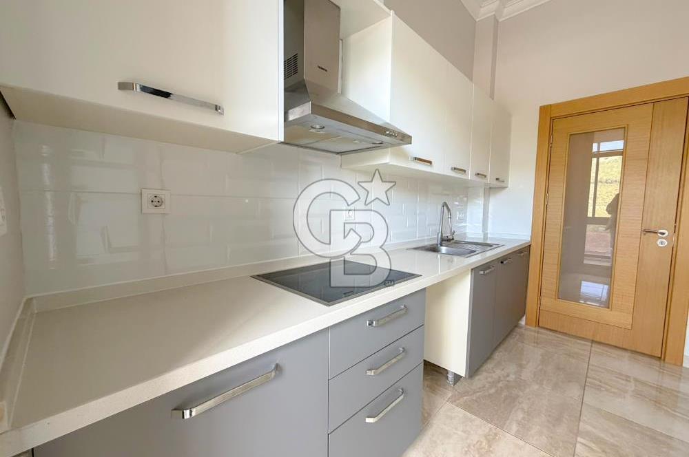 Maltepe Fuaye Nish Yanında Kiralık 3+1 Boş Daire Tria Sitesinde