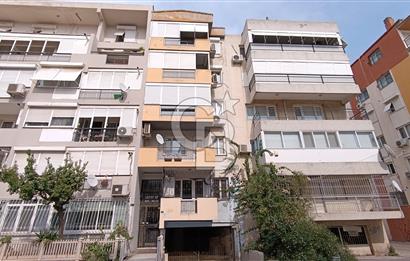 İzmir Karşıyaka Yalı Merkezi Konumlu Kiralık 3+1 113 m² Daire