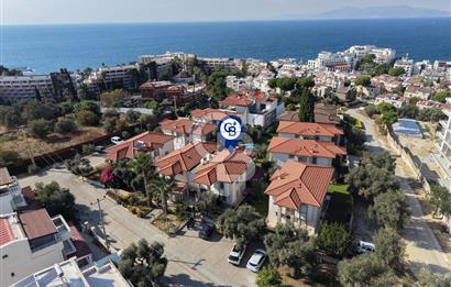 Kuşadası Kadınlar Denizi'nde Deniz Manzaralı 3+1 Villa
