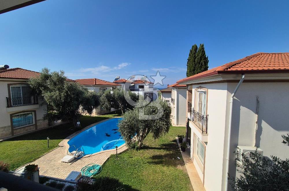 Kuşadası Kadınlar Denizi'nde Deniz Manzaralı 3+1 Villa