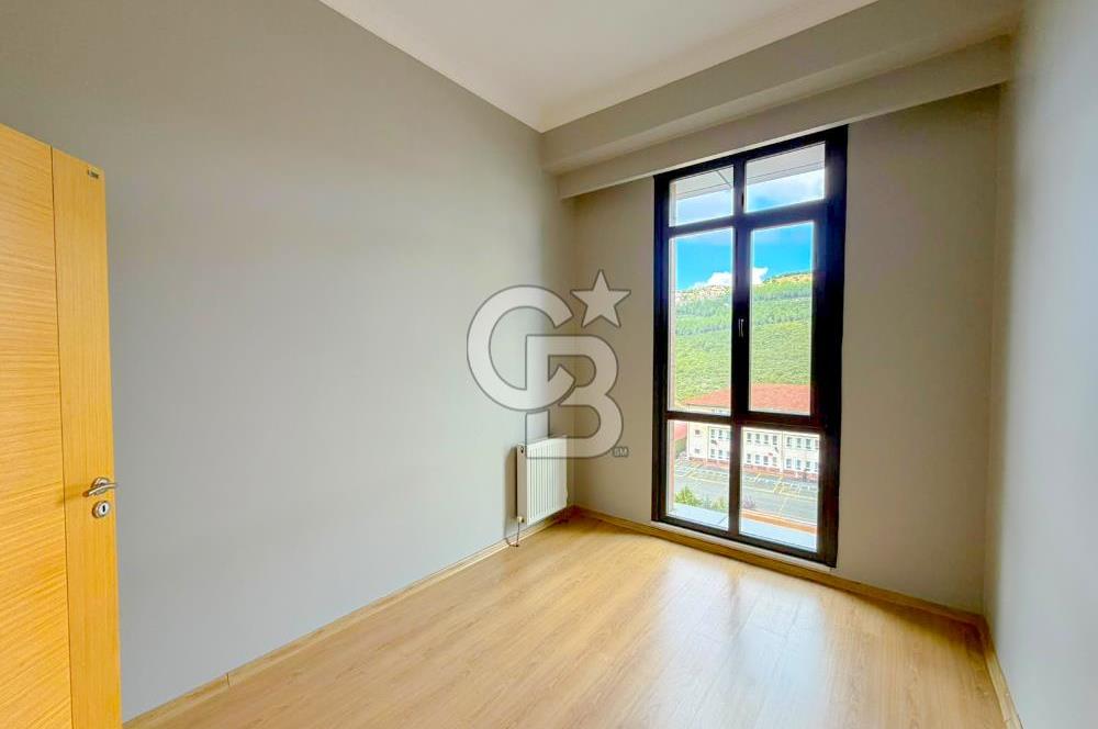 Maltepe Fuaye Nish Yanında Kiralık 3+1 Boş Daire Tria Sitesinde