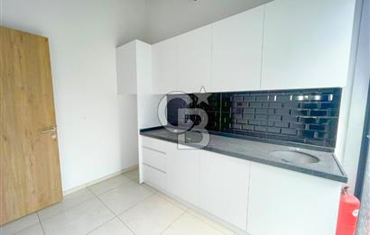 Kartal Soğanlık Orta Mah. İzpark 'ta Kiralık İşyeri Köşe Dükkan