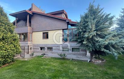 GÖLBAŞI BAHÇELİEVLER’DE SATILIK 980 M² BAHÇELİ, KÖŞE KONUMDA 6+2 VİLLA