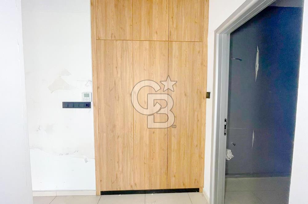 Kartal Soğanlık Orta Mah. İzpark 'ta Kiralık İşyeri Köşe Dükkan