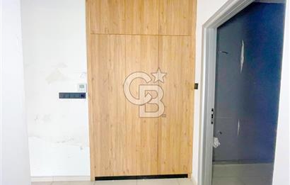 Kartal Soğanlık Orta Mah. İzpark 'ta Kiralık İşyeri Köşe Dükkan