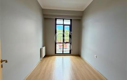 Maltepe Fuaye Nish Yanında Kiralık 3+1 Boş Daire Tria Sitesinde