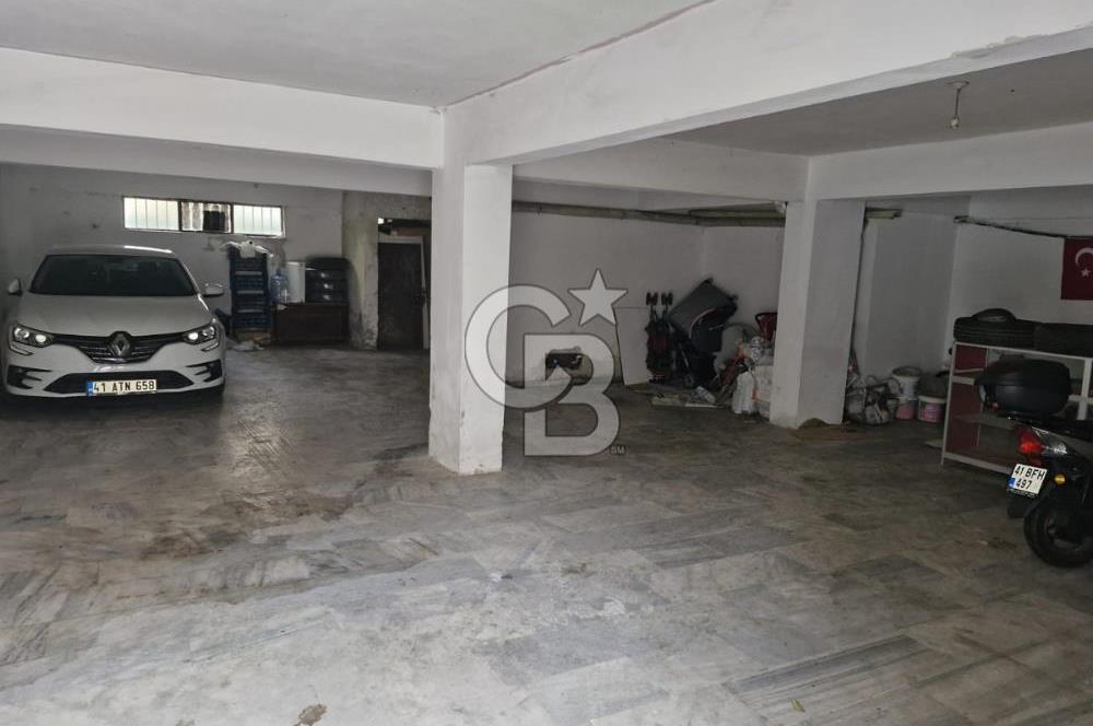 GEBZE ARAPÇEŞME'DE SATILIK 140 M2 YATIRIMLIK DÜKKAN