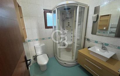 GÖLBAŞI BAHÇELİEVLER’DE SATILIK 980 M² BAHÇELİ, KÖŞE KONUMDA 6+2 VİLLA