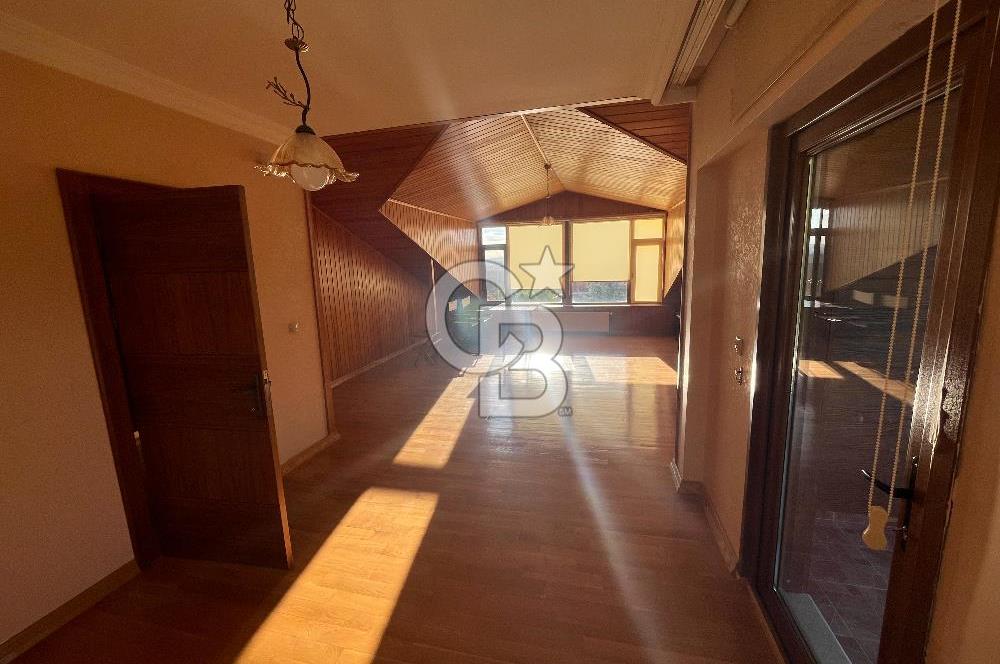 GÖLBAŞI BAHÇELİEVLER’DE SATILIK 980 M² BAHÇELİ, KÖŞE KONUMDA 6+2 VİLLA