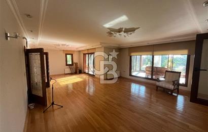 GÖLBAŞI BAHÇELİEVLER’DE SATILIK 980 M² BAHÇELİ, KÖŞE KONUMDA 6+2 VİLLA