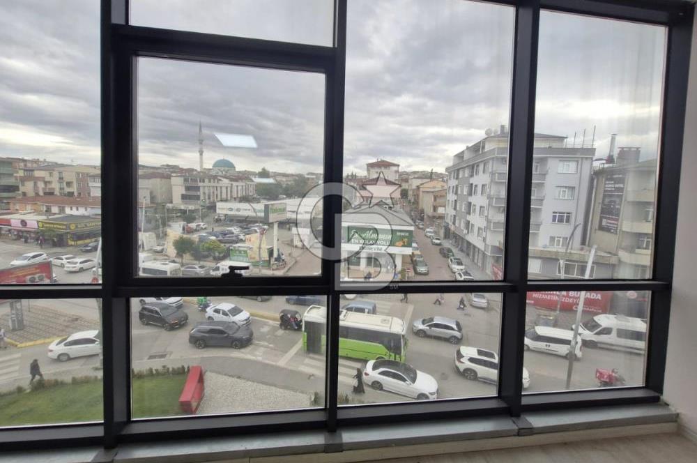TÜMEV PLAZA'DA PRESTİJLİ ÖN CEPHEDE KİRALIK OFİS