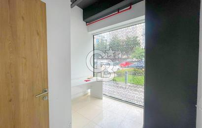 Kartal Soğanlık Orta Mah. İzpark 'ta Kiralık İşyeri Köşe Dükkan