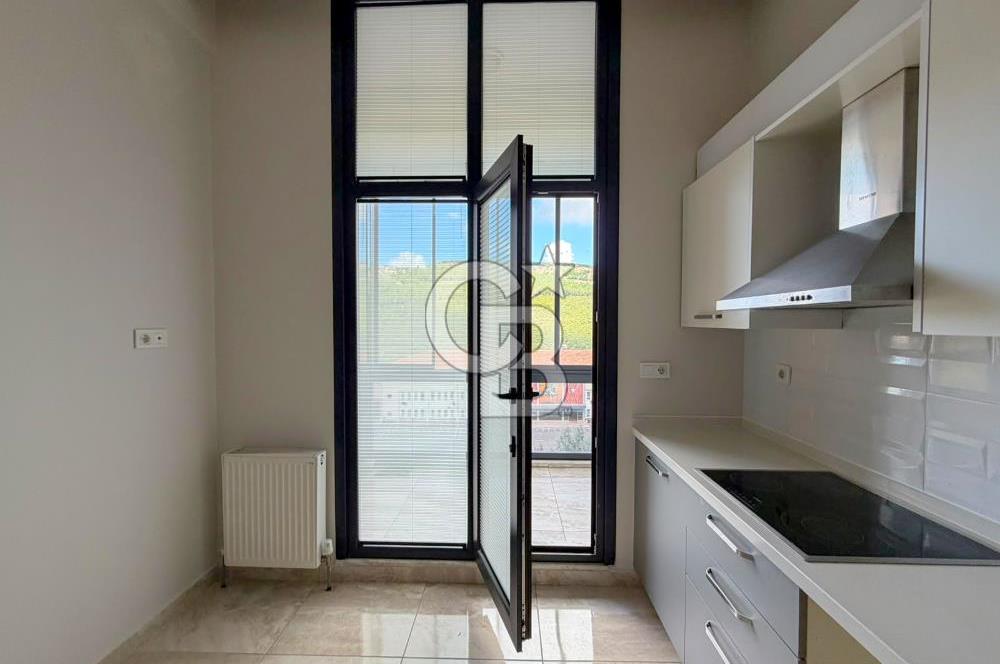 Maltepe Fuaye Nish Yanında Kiralık 3+1 Boş Daire Tria Sitesinde