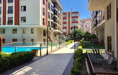 Bakırköy Vezüv Konaklarında Çift Girişli Dubleks Daire 4+1