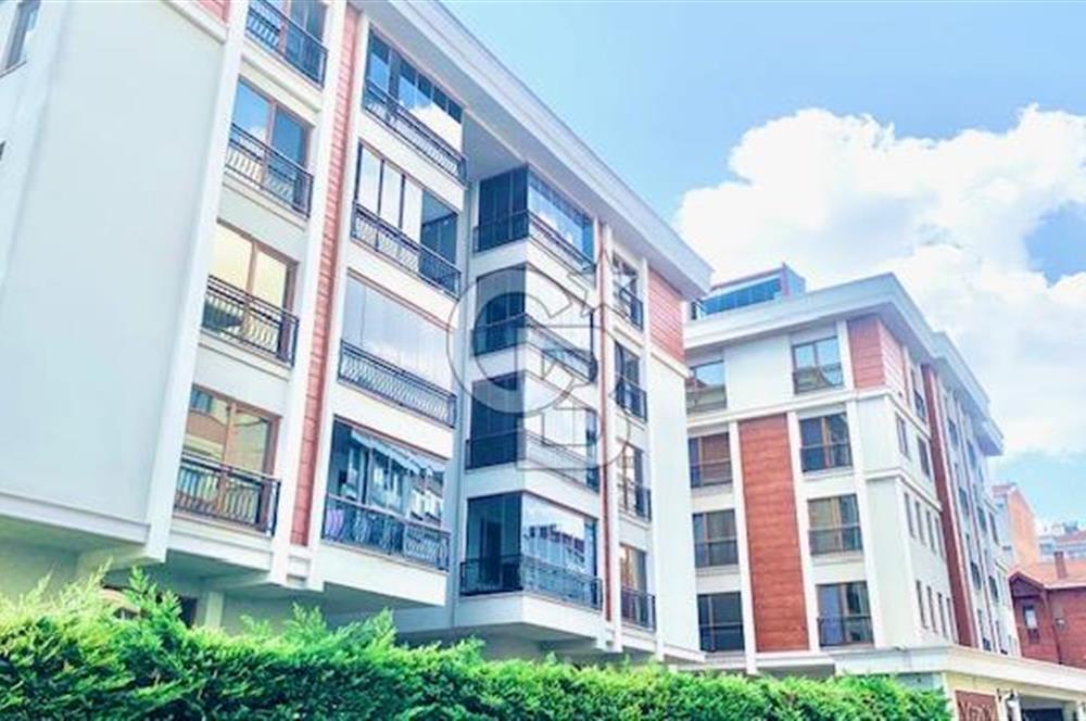 Bakırköy Vezüv Konaklarında Çift Girişli Dubleks Daire 4+1