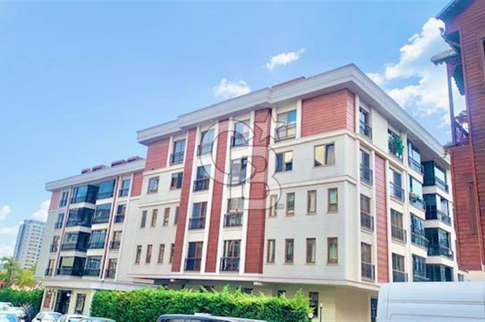 Bakırköy Vezüv Konaklarında Çift Girişli Dubleks Daire 4+1