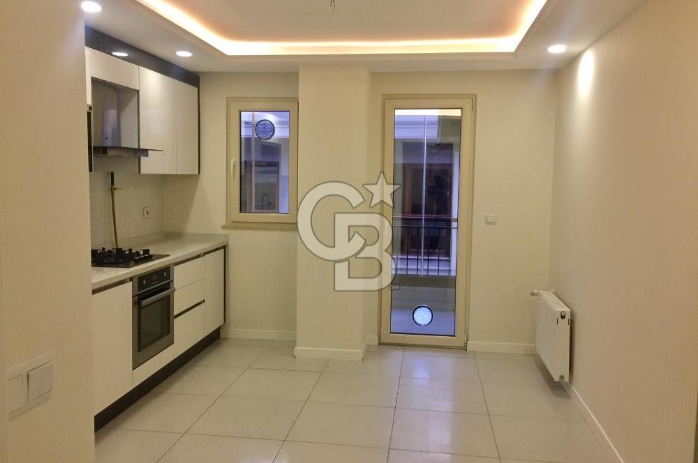 Bakırköy Vezüv Konaklarında Çift Girişli Dubleks Daire 4+1