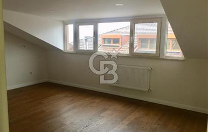 Bakırköy Vezüv Konaklarında Çift Girişli Dubleks Daire 4+1