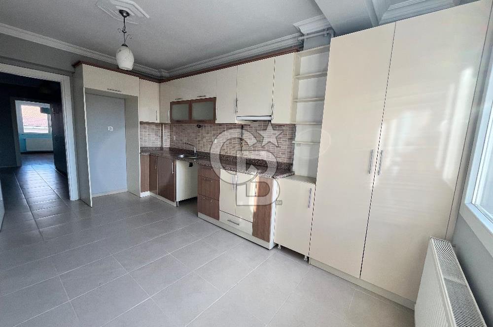 Buca Kozağaç Mah.otoparklı, asansörlü aydınlık 3+1 kiralık daire