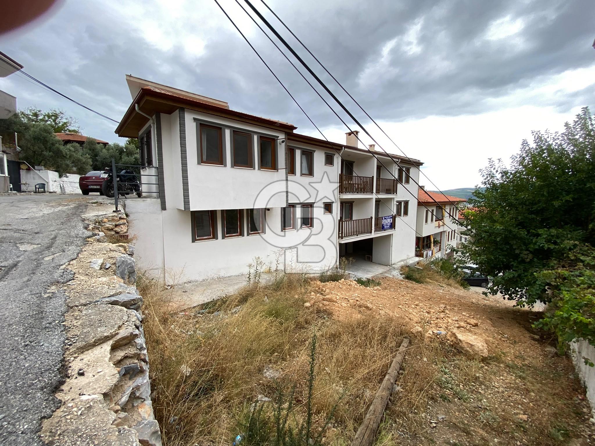 Menteşe Karşıyaka'da Satılık 2+1 Doğalgazlı Daire