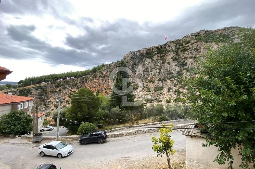 Menteşe Karşıyaka'da Satılık 2+1 Doğalgazlı Daire