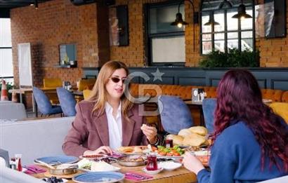Bornova Forum Awm Girişi 800 m2 Faal Devren İşyeri