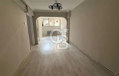 Kadıköy Rıhtım İzzettin Sokakta Bahçeli 3+1 Satılık Daire