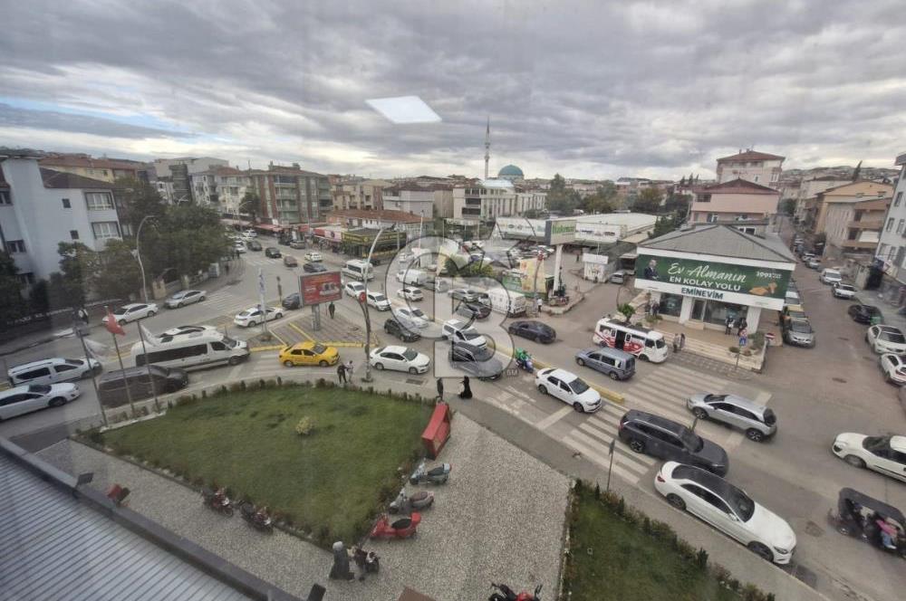 TÜMEV PLAZA'DA PRESTİJLİ ÖN CEPHEDE KİRALIK OFİS