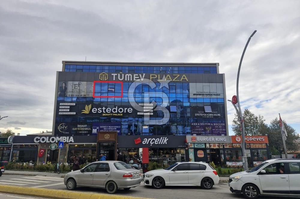 TÜMEV PLAZA'DA PRESTİJLİ ÖN CEPHEDE KİRALIK OFİS