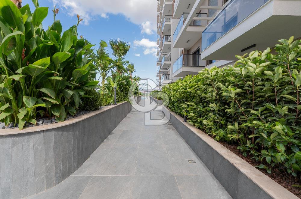 ULUKENT GÜLTEKİN PERA 2'DE HAVUZ CEPHE 2+1 KİRALIK KÖŞE DAİRE