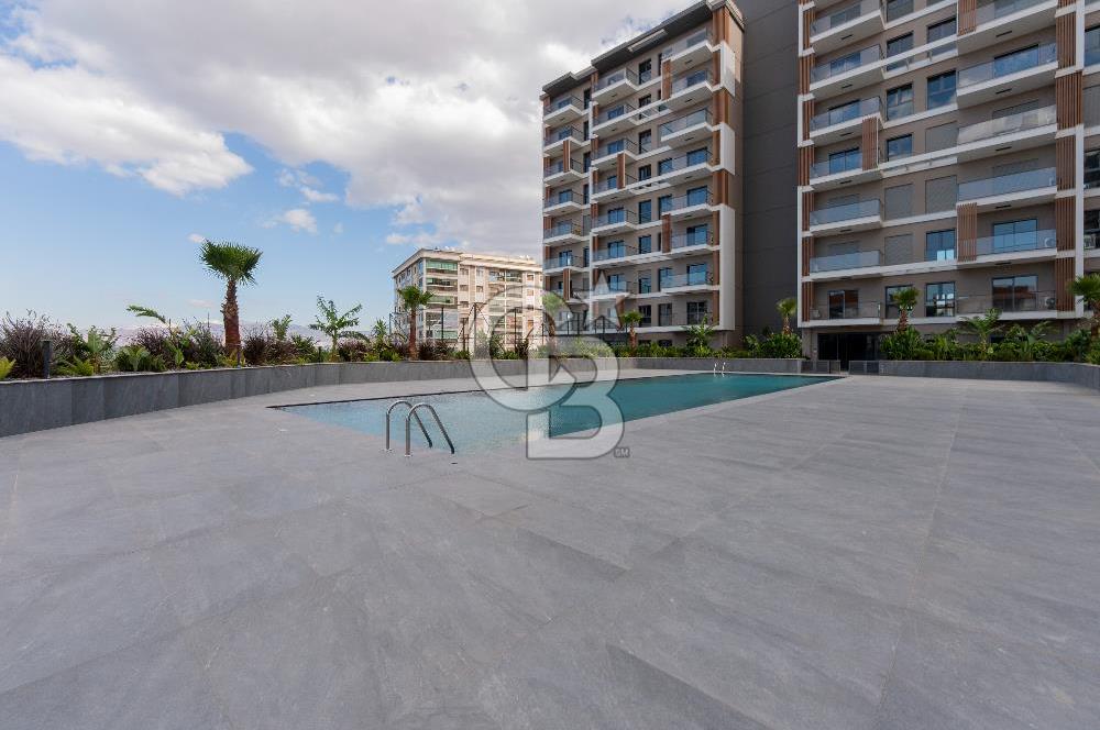 ULUKENT GÜLTEKİN PERA 2'DE HAVUZ CEPHE 2+1 KİRALIK KÖŞE DAİRE