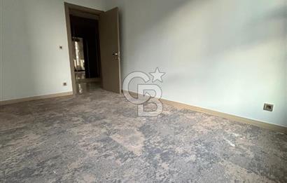 Bağdat caddesin'de güvenlikli yeni bina da 3+1 ofis katı