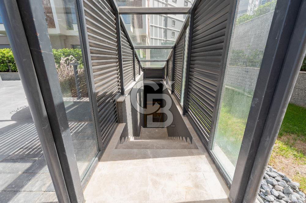 ULUKENT GÜLTEKİN PERA 2'DE HAVUZ CEPHE 2+1 KİRALIK KÖŞE DAİRE