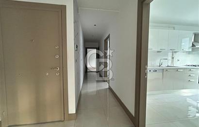 Bağdat caddesin'de güvenlikli yeni bina da 3+1 ofis katı
