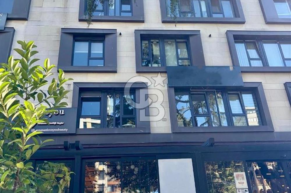 Bağdat caddesinde prestijli binada geniş 3+1 daire