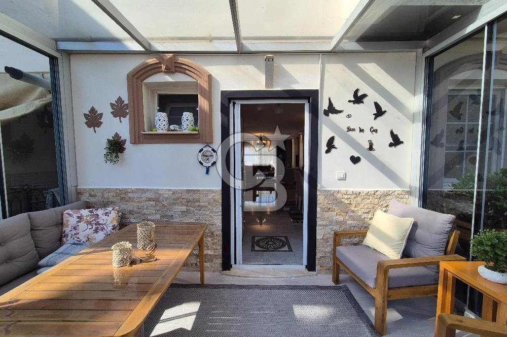 Kuşadası Kadınlar Denizi'nde Deniz Manzaralı 3+1 Villa