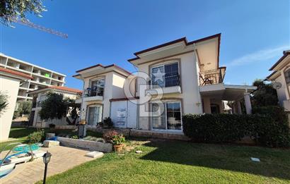 Kuşadası Kadınlar Denizi'nde Deniz Manzaralı 3+1 Villa
