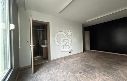 Bağdat caddesin'de güvenlikli yeni bina da 3+1 ofis katı