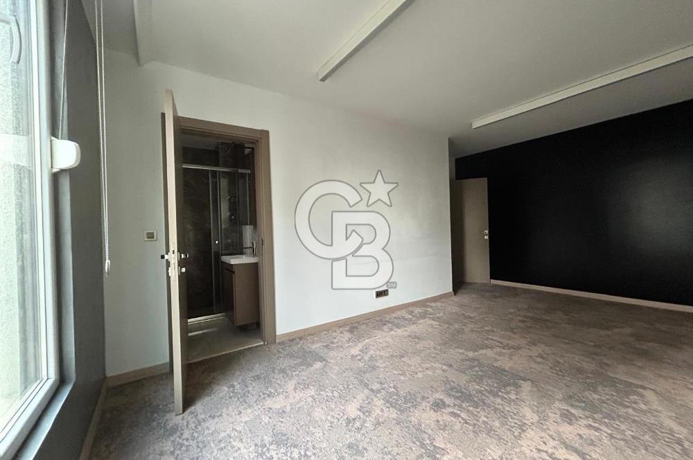 Bağdat caddesinde prestijli binada geniş 3+1 daire
