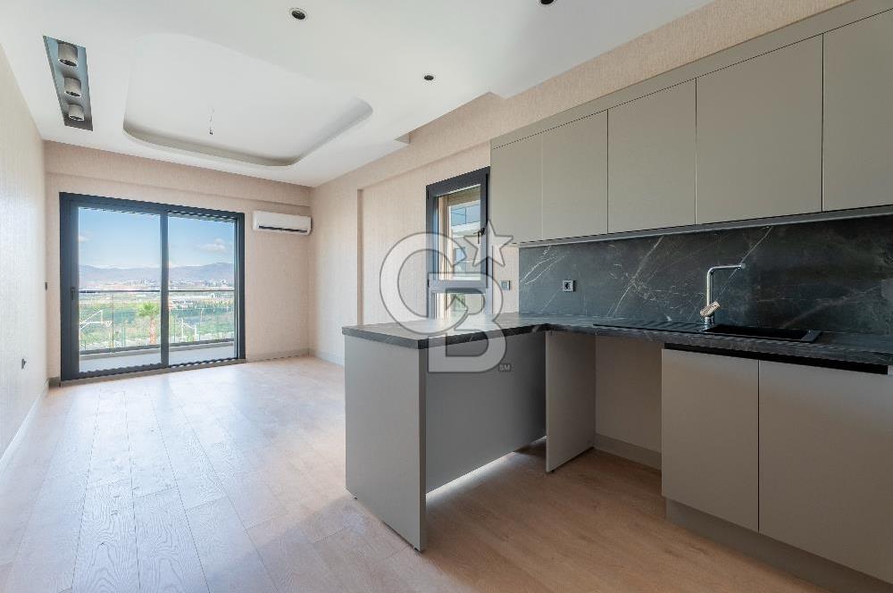 ULUKENT GÜLTEKİN PERA 2'DE HAVUZ CEPHE 2+1 KİRALIK KÖŞE DAİRE