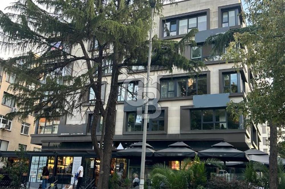 Bağdat caddesin'de güvenlikli yeni bina da 3+1 ofis katı